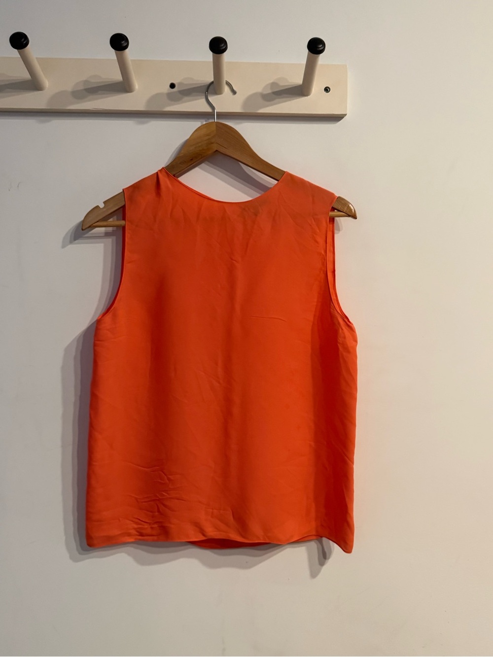 Theory Silk Sleeveless Blouse – Coral Pink | Size S
